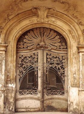 Doorways of the Old World