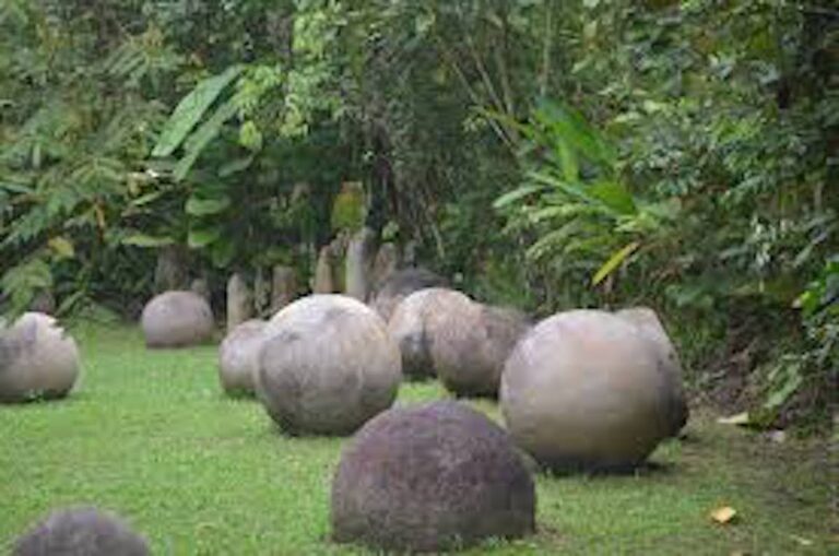 The Ancient Stone Spheres of Costa Rica – Trunk in the Attic